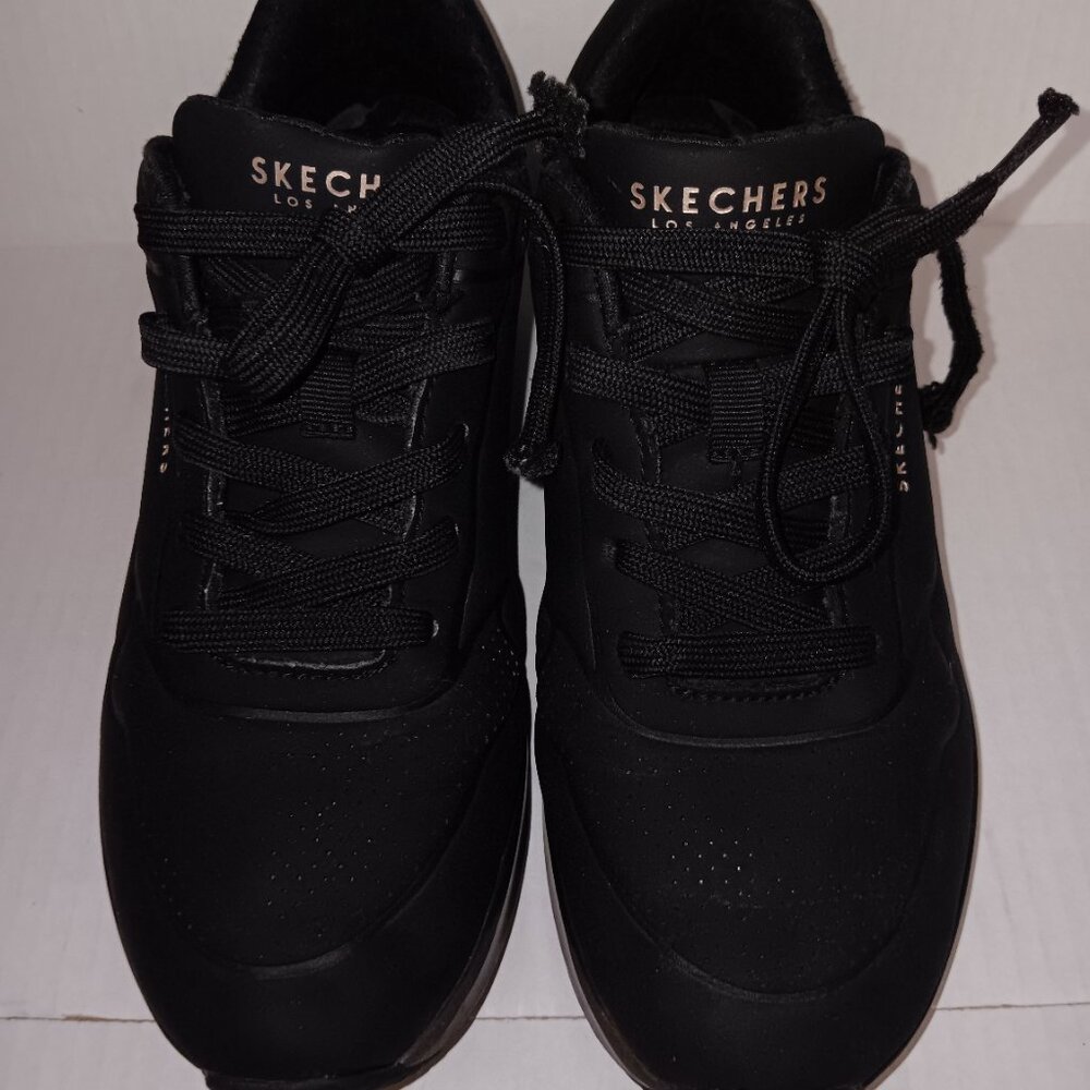 SKECHERS UNO - STAND ON AIR WOMEN'S SNEAKERS